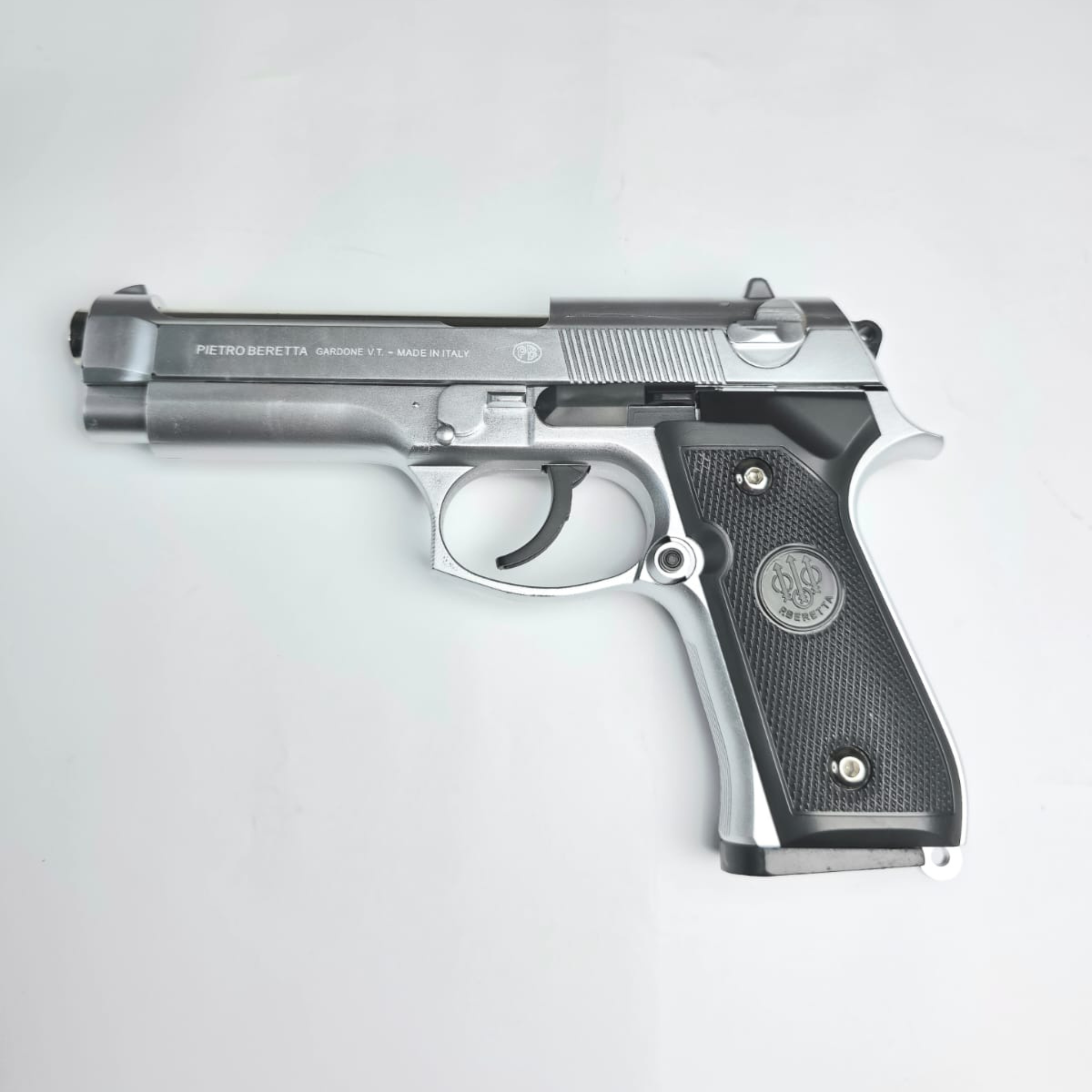 The M92 Beretta Airsoft Replica