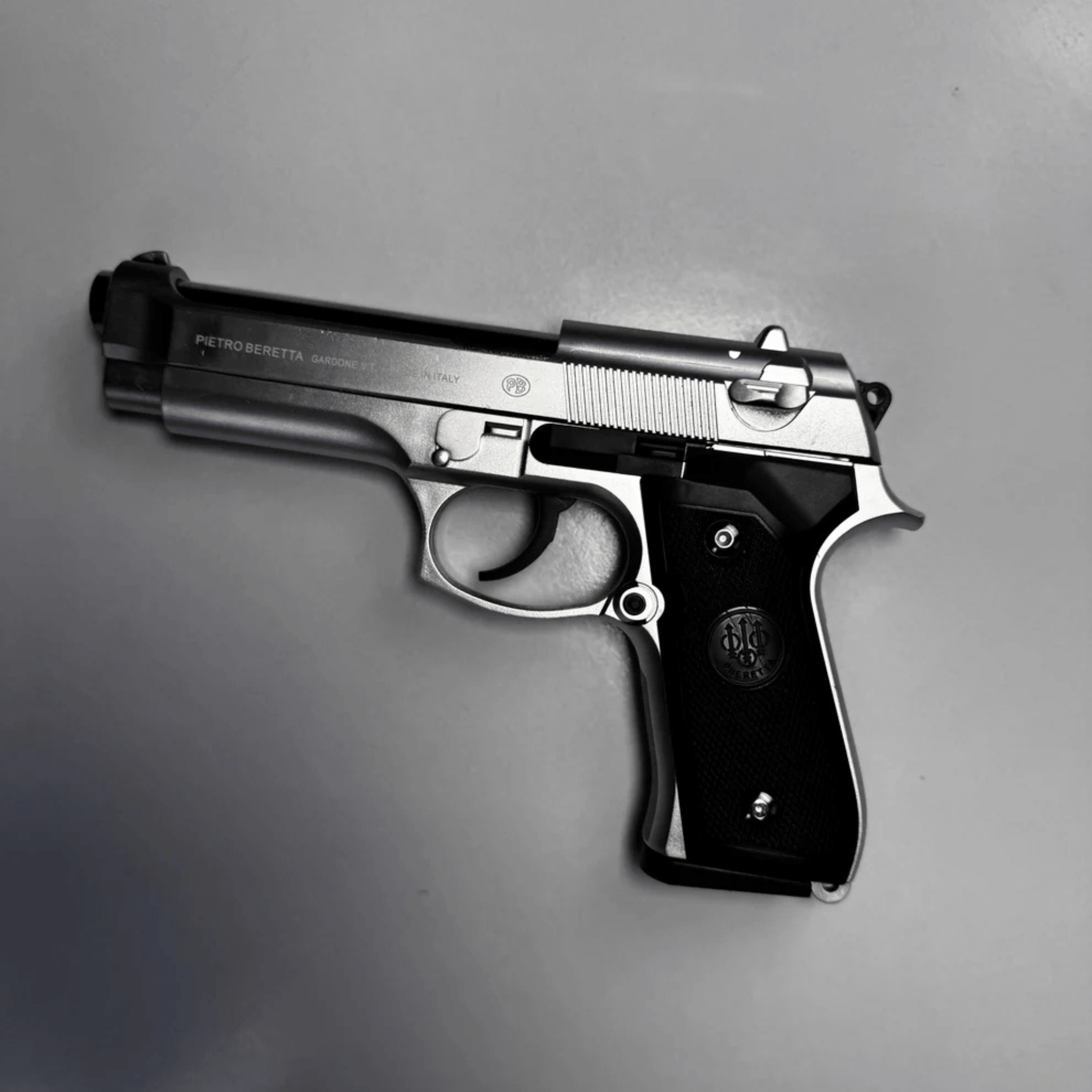 Silver M92 Beretta Airsoft Toy Gun